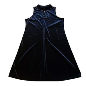 Black Stretch Velvet Worthington Swing Dress